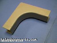 FIC-41424: RACEWAY INSIDE CORNER 1/2" BG